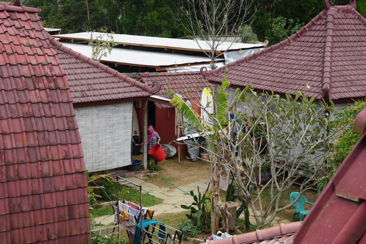 Harry'S Ocean House Pacitan Apartman Kültér fotó