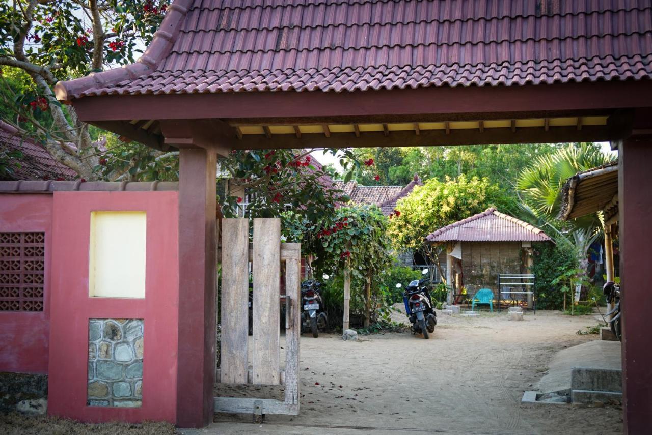 Harry'S Ocean House Pacitan Apartman Kültér fotó