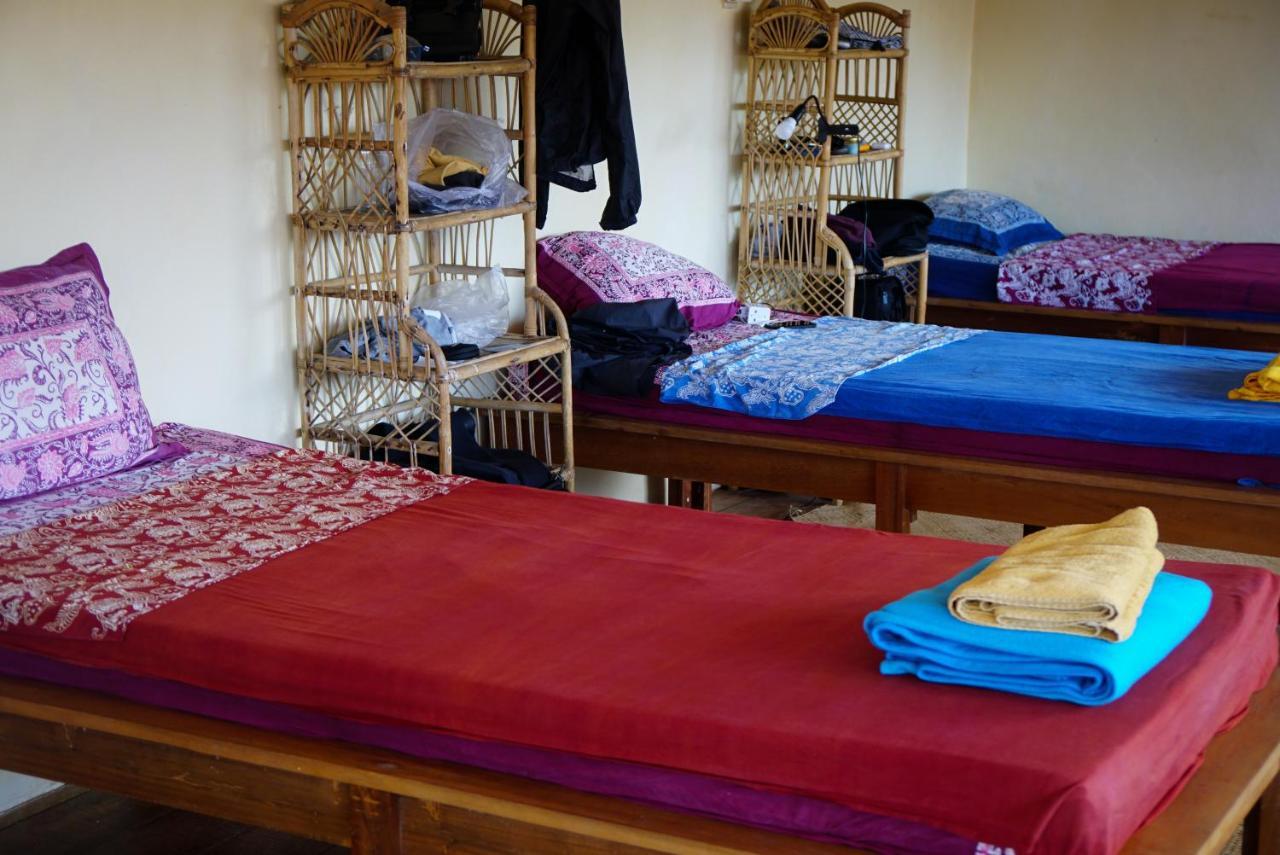 Harry'S Ocean House Pacitan Apartman Kültér fotó