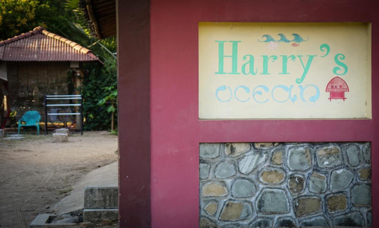 Harry'S Ocean House Pacitan Apartman Kültér fotó