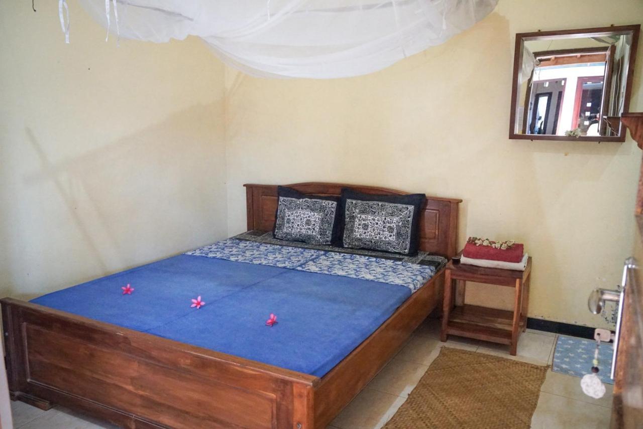 Harry'S Ocean House Pacitan Apartman Kültér fotó