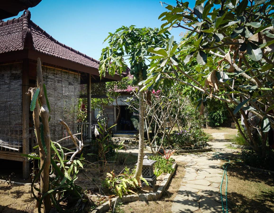 Harry'S Ocean House Pacitan Apartman Kültér fotó