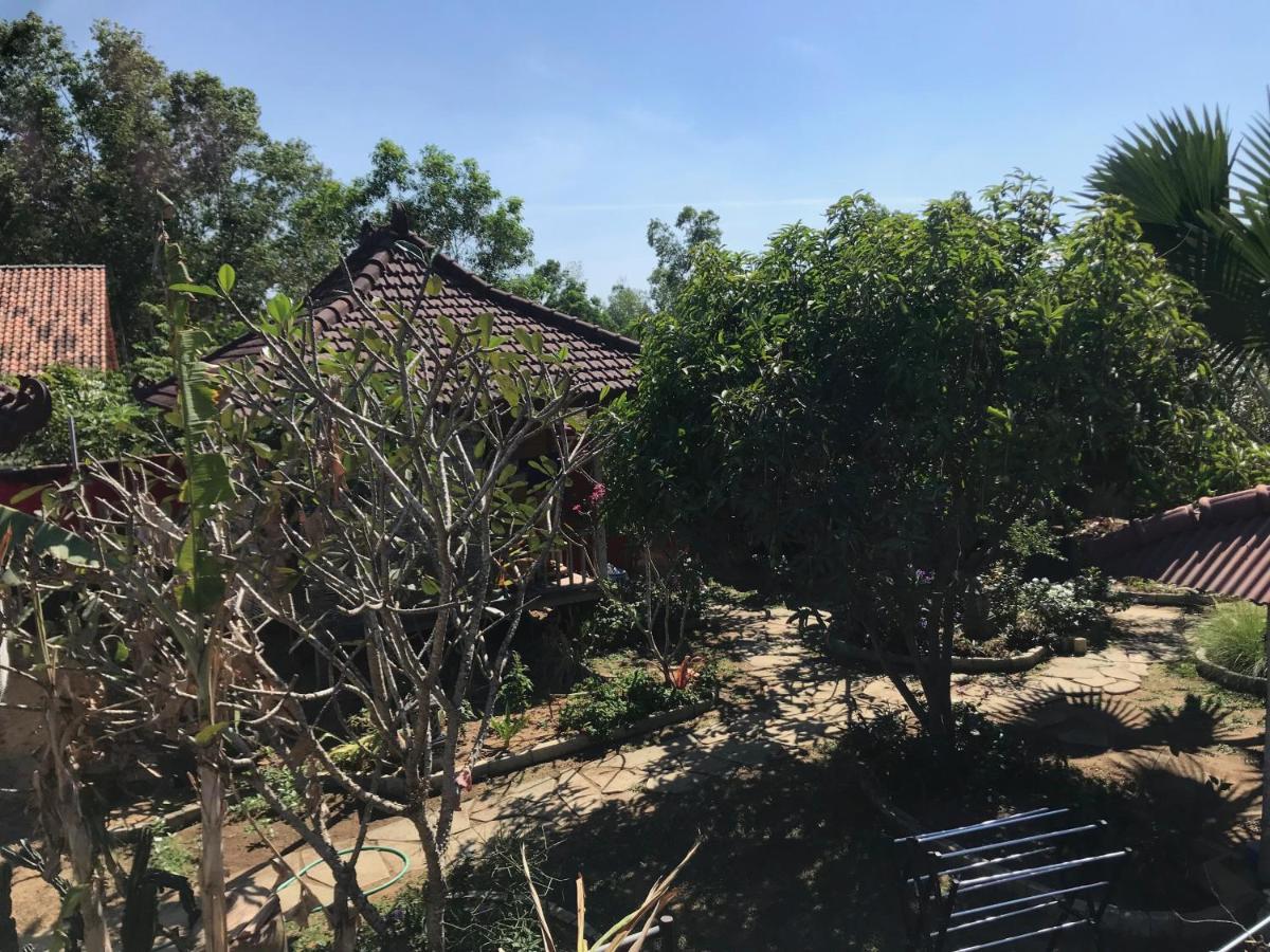 Harry'S Ocean House Pacitan Apartman Kültér fotó